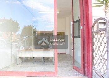 Foto 7 - Locale Commerciale via san giovanni
 
107, Colonnella - foto 7