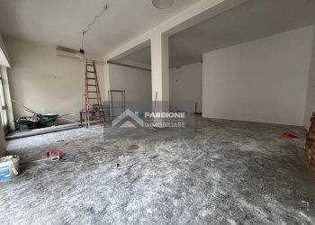 Foto 22 - Locale Commerciale via trieste 56-58
 
56-58, Giulianova - foto 21