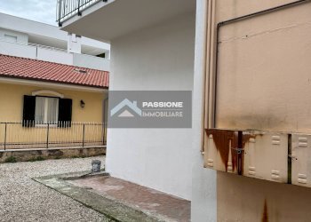 Foto 26 - Locale Commerciale via trieste 56-58
 
56-58, Giulianova - foto 25