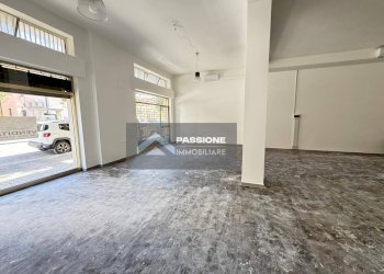 Foto 9 - Locale Commerciale via trieste 56-58
 
56-58, Giulianova - foto 8