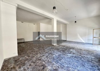 Foto 12 - Locale Commerciale via trieste 56-58
 
56-58, Giulianova - foto 11