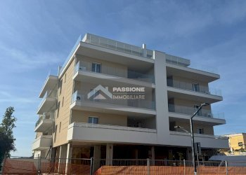 Foto 1 - Trilocale via Roma
54, Martinsicuro - foto 1