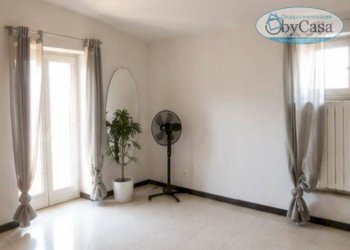 Foto 2 - Three-room apartment Piazza del Campo
 
11, Canale Monterano - photo 2