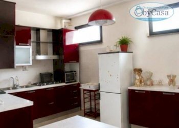 Foto 5 - Three-room apartment Piazza del Campo
 
11, Canale Monterano - photo 5