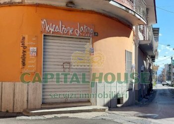 Foto 2 - Commercial Premises via Avini, Terzigno - photo 2