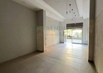 Foto 5 - Commercial Premises Viale Italia, Avellino - photo 5