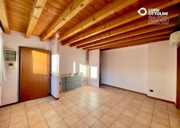 Foto 5 - Negozio via Guglielmo marconi
 
2, Verdellino - foto 5