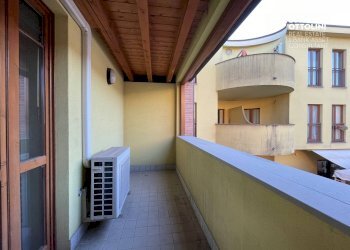 Foto 13 - Negozio via Guglielmo marconi
 
2, Verdellino - foto 13