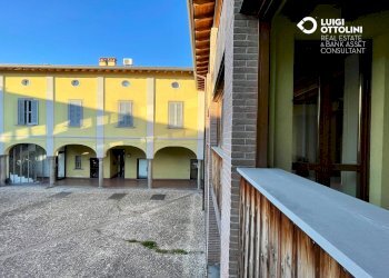 Foto 24 - Negozio via Guglielmo marconi
 
2, Verdellino - foto 24