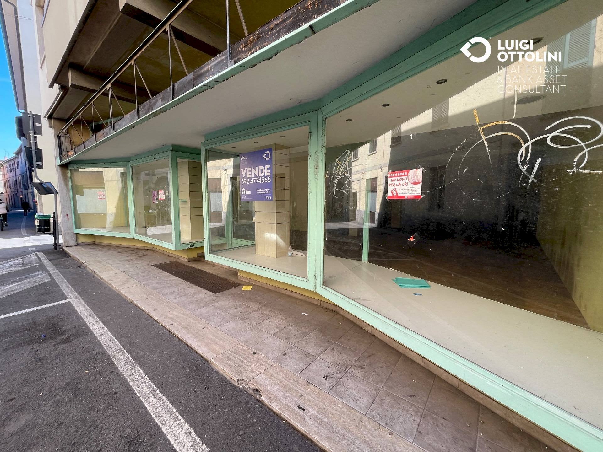 Foto 3 - Negozio via Matteotti
 
10, Vaprio d'Adda - foto 3