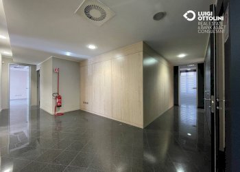 Foto 13 - Negozio via Campofiori
 
26, Almè - foto 13