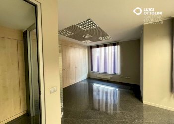 Foto 29 - Negozio via Campofiori
 
26, Almè - foto 29