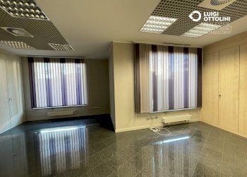 Foto 31 - Negozio via Campofiori
 
26, Almè - foto 31