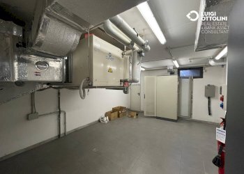 Foto 35 - Negozio via Campofiori
 
26, Almè - foto 35