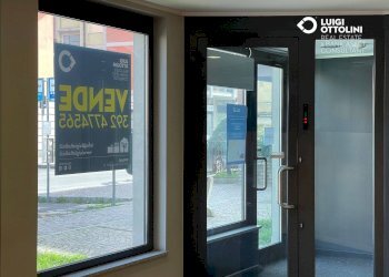 Foto 48 - Negozio via Campofiori
 
26, Almè - foto 48