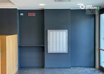 Foto 52 - Negozio via Campofiori
 
26, Almè - foto 52