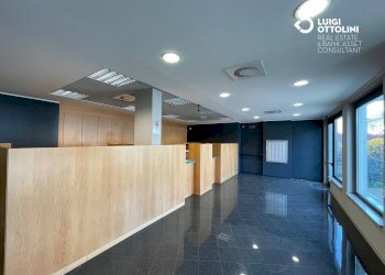 Foto 55 - Negozio via Campofiori
 
26, Almè - foto 55