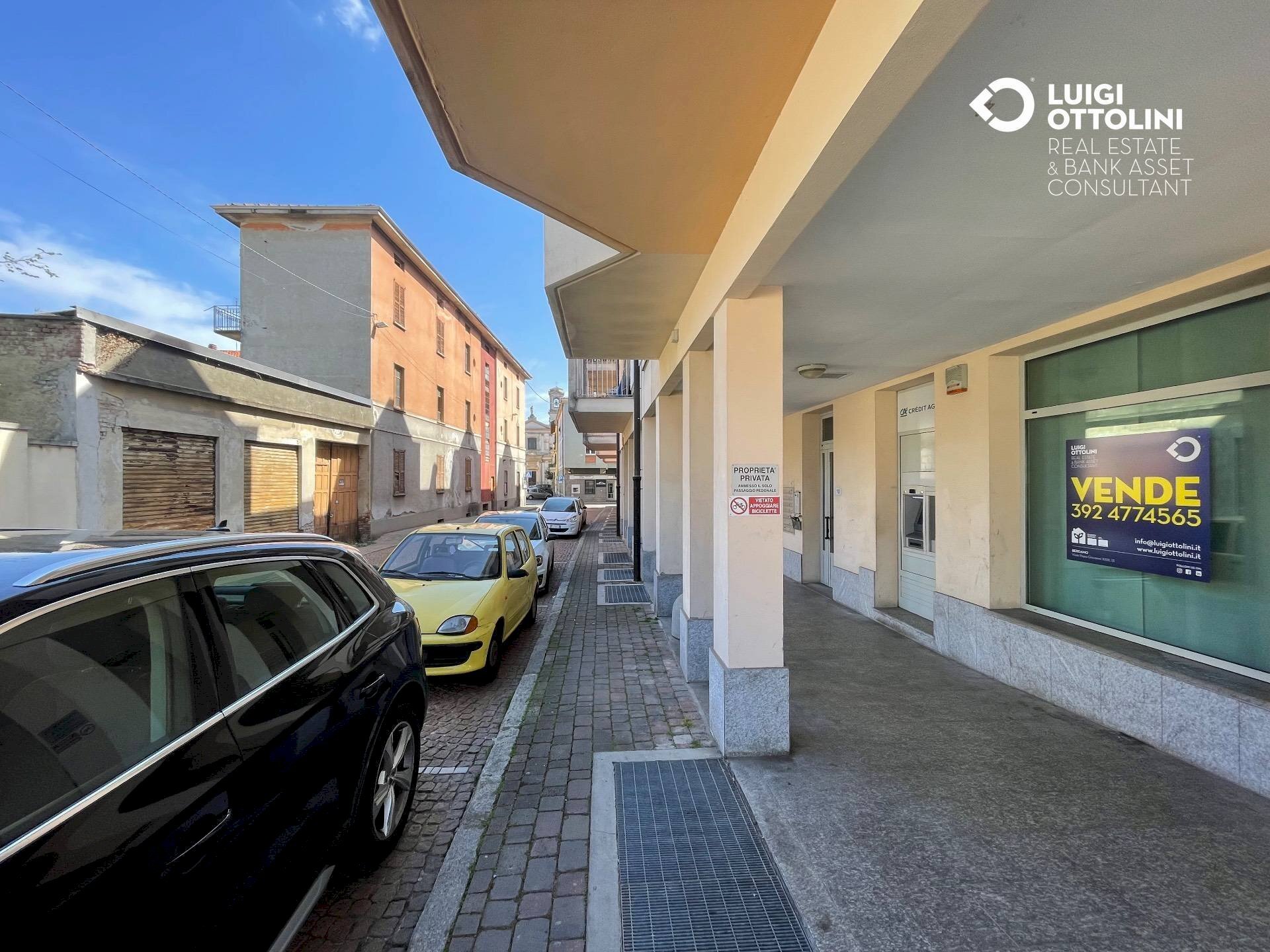 Foto 3 - Negozio via lissenzio
12, Lonate Pozzolo - foto 3