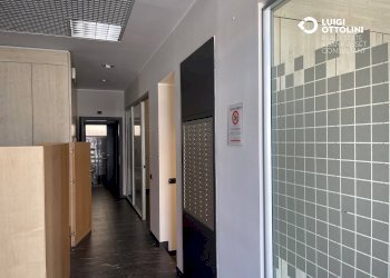 Foto 23 - Negozio via lissenzio
 
12, Lonate Pozzolo - foto 23