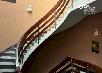 Foto 8 - Stabile - Palazzo Piazza XIII Martiri
 
1, Lovere - foto 8