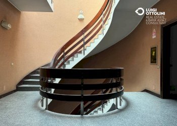 Foto 10 - Stabile - Palazzo Piazza XIII Martiri
 
1, Lovere - foto 10