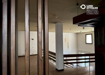 Foto 22 - Stabile - Palazzo Piazza XIII Martiri
 
1, Lovere - foto 22