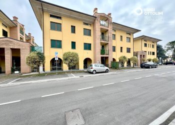 Foto 37 - Negozio via Donadoni
1, Pedrengo - foto 37