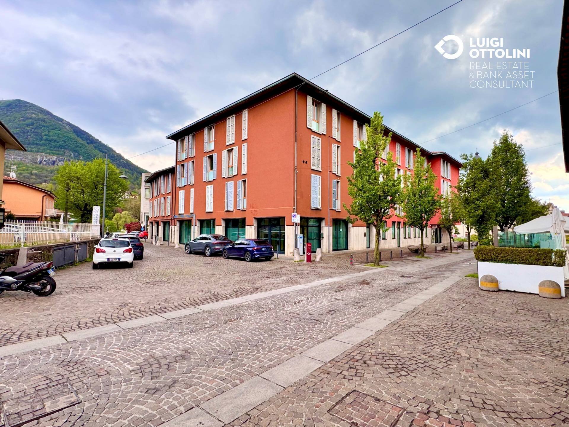 Foto 1 - Negozio Via Mazzini
 
177, Albino - foto 1