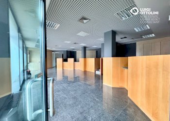 Foto 13 - Negozio Via Mazzini
 
177, Albino - foto 13