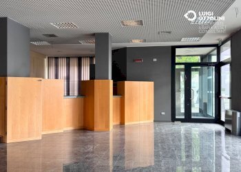 Foto 17 - Negozio Via Mazzini
 
177, Albino - foto 17