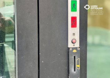 Foto 55 - Negozio Via Mazzini
 
177, Albino - foto 55