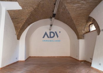 Foto 2 - Commercial Premises via fontebella
 
34, Assisi - photo 2