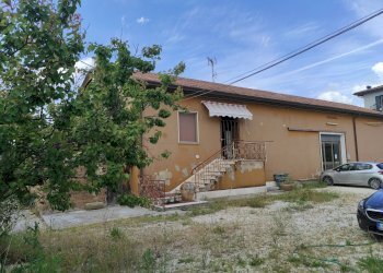 Foto 4 - Shed via san bernardino da siena, Assisi - photo 4