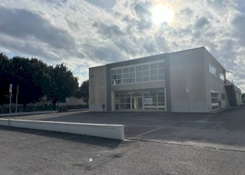 Foto 2 - Locale Commerciale Via dei Pioppi
 
12, Bastia Umbra - foto 2