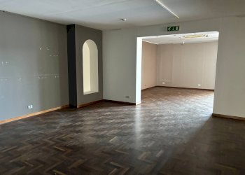 Foto 4 - Locale Commerciale Via dei Pioppi
 
12, Bastia Umbra - foto 4