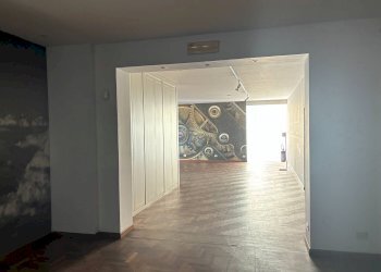 Foto 5 - Locale Commerciale Via dei Pioppi
 
12, Bastia Umbra - foto 5