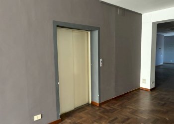 Foto 13 - Locale Commerciale Via dei Pioppi
 
12, Bastia Umbra - foto 13