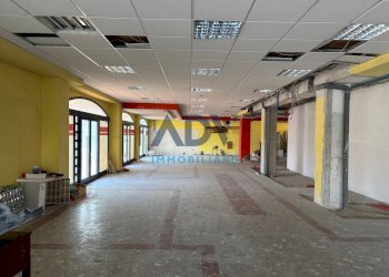 Foto 3 - Locale Commerciale via Mattei, Bastia Umbra - foto 3