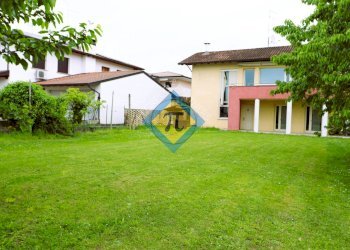 Foto 3 - Villa via Monvisio
 
9, Cordenons - foto 3