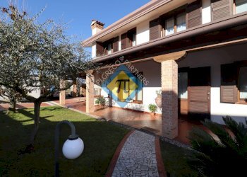 Foto 2 - Villa via S.Leonardo
 
42, Pordenone - foto 2