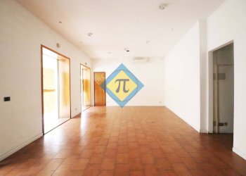 Foto 3 - Locale Commerciale Vicolo delle Acque
 
4, Pordenone - foto 3