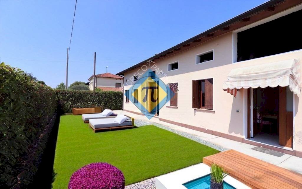 Foto 2 - Villa via Castelfranco Veneto
46, Pordenone - photo 2