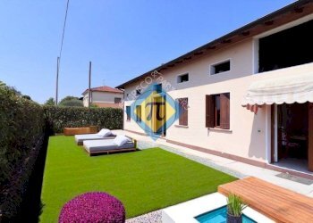 Foto 2 - Villa via Castelfranco Veneto
 
46, Pordenone - foto 2