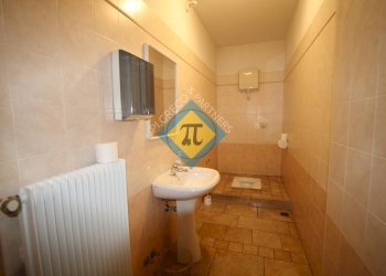 Foto 24 - Locale Commerciale via Pordenone
 
31, Cinto Caomaggiore - foto 24