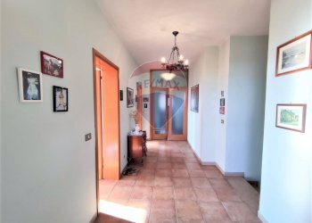 Hall / corridoio - Independent house Via Scandolera
 
105, Vidor - photo 8