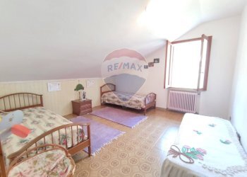 Camera / camera da letto - Independent house Via Scandolera
 
105, Vidor - photo 13