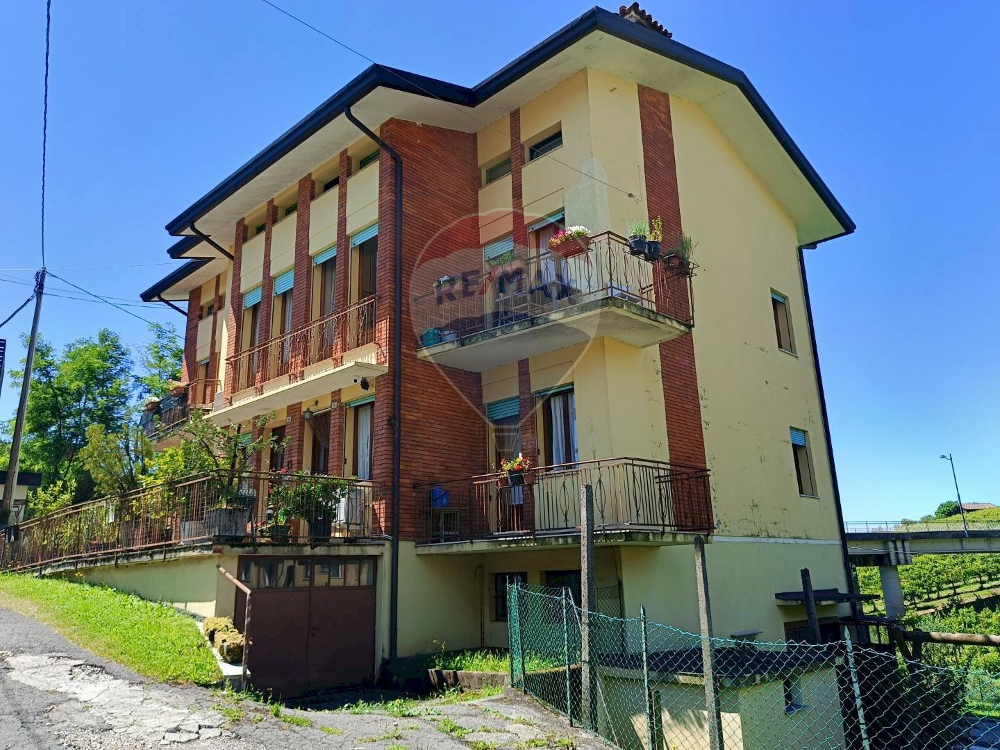 Edificio all\'aperto - Independent house Via Fara
 
16, Valdobbiadene - photo 2