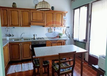 Cucina - Casa indipendente Via Fara
 
16, Valdobbiadene - foto 10