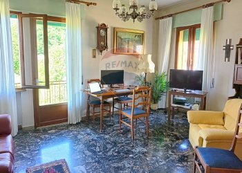 Soggiorno - Casa indipendente Via Fara
 
16, Valdobbiadene - foto 11