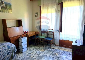 Camera / camera da letto - Casa indipendente Via Fara
 
16, Valdobbiadene - foto 14